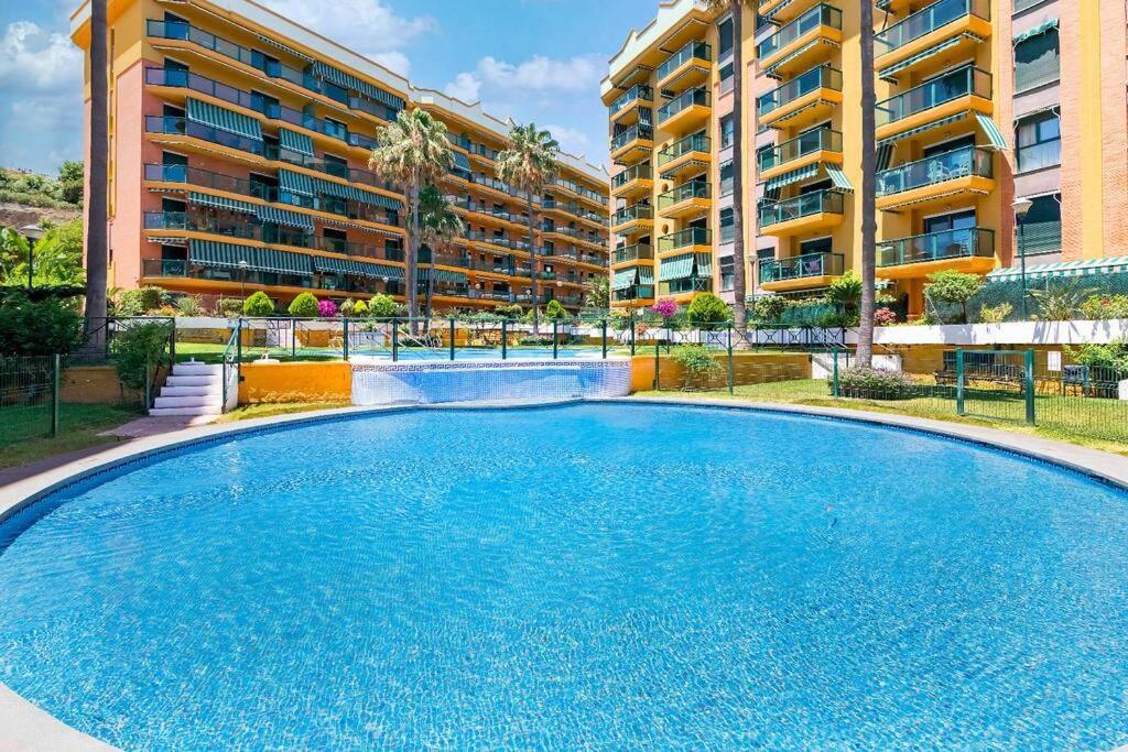 Primera Linea De Playa 토레몰리노스 외부 사진